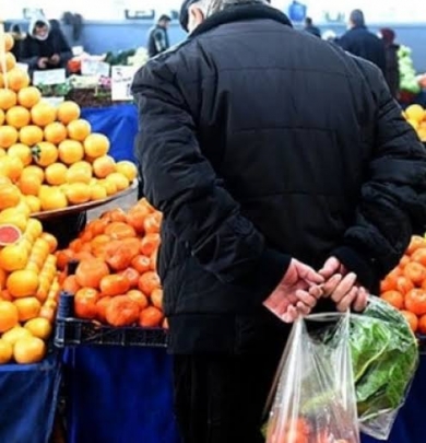 A&ccedil;lık sınırı 37 bin 203 lira, Yoksulluk sınırı ise 122 bin 217 TL oldu.